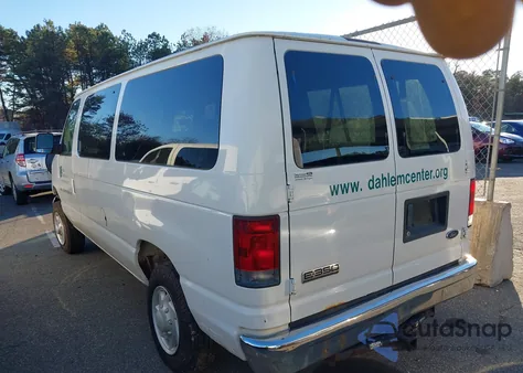 2006 Ford E-350 Super Duty из США, поврежденный, VIN 1FBNE31L46HA02530